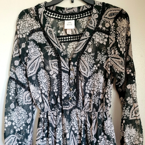 Knox Rose Printed Button Front Midi Dress - Picture 4 of 8